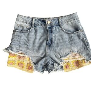 Sincerely Jules Women's Distressed Denim Shorts Crochet Patchwork Size 7/28